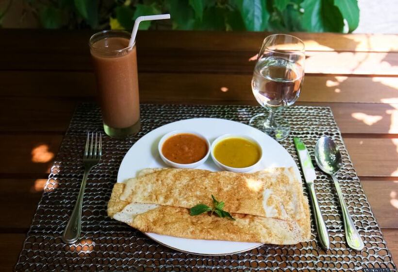 فندق Opulent River Face