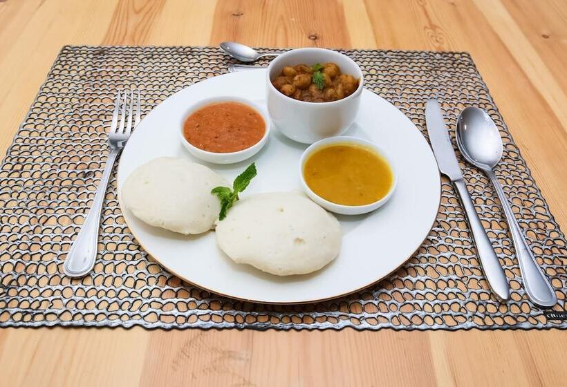 فندق Opulent River Face