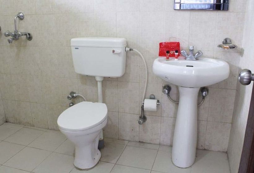 בית מלון כפרי Oyo Rooms Kempty Falls Mussoorie