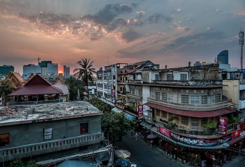 בית מלון כפרי Rachana Hostel