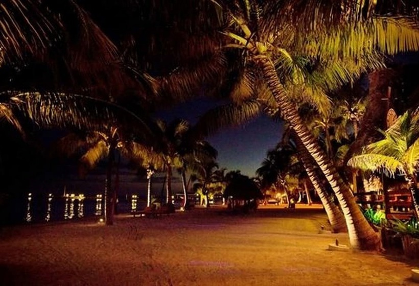 בית מלון כפרי Ramon's Village Resort