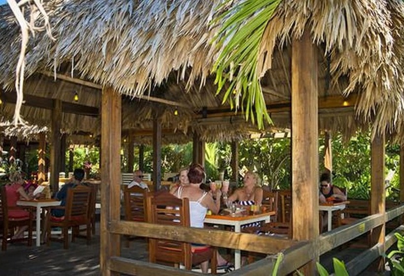 בית מלון כפרי Ramon's Village Resort