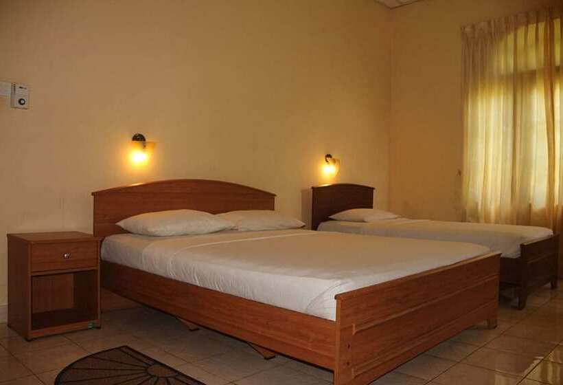 בית מלון כפרי Red Rose