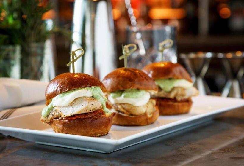 酒店 Springhill Suites Chicago Downtown/river North