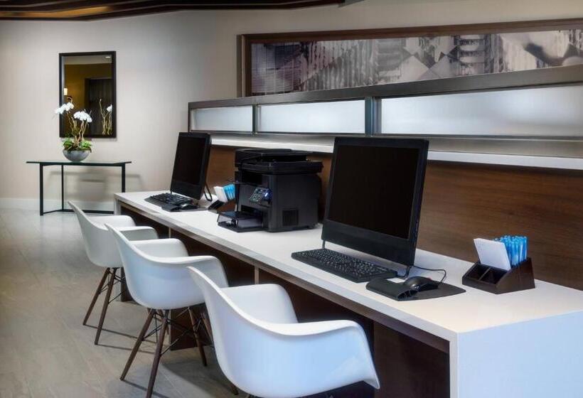 酒店 Springhill Suites Chicago Downtown/river North