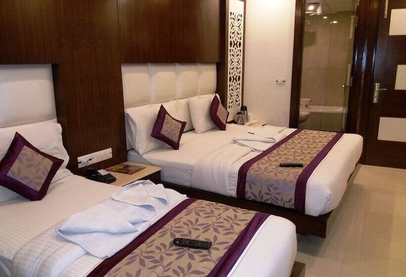 Отель Station View