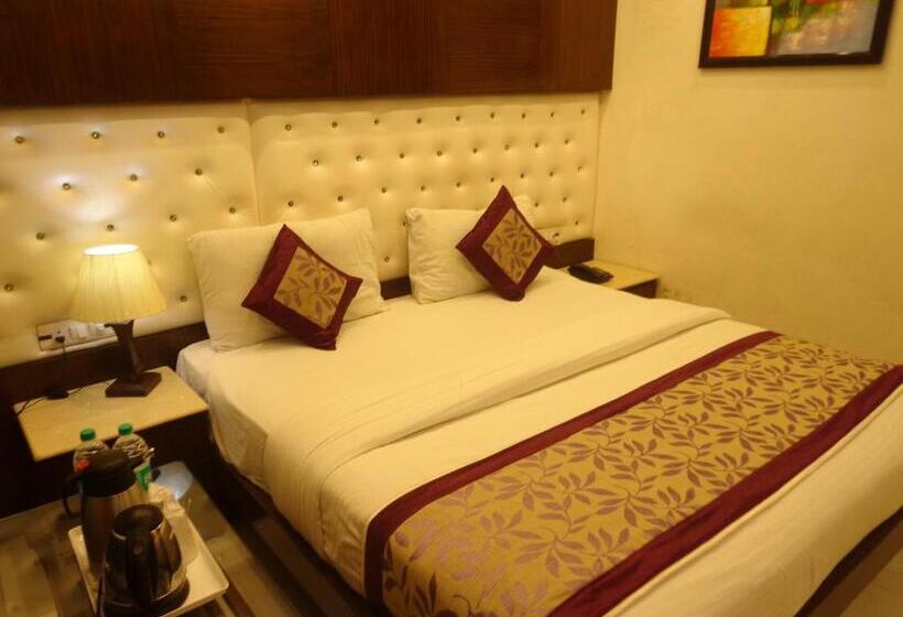 Отель Station View