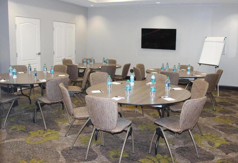 בית מלון כפרי Staybridge Suites Miamisburg, An Ihg