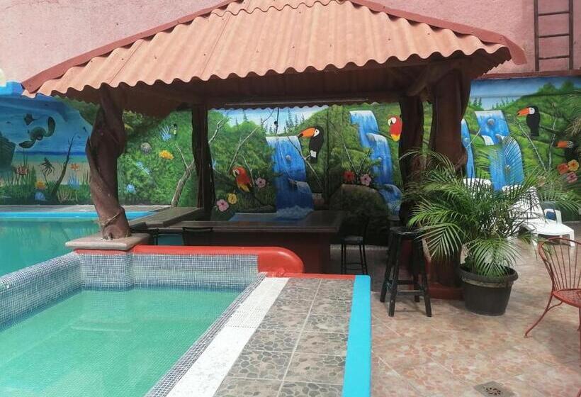 酒店 Suites Tropicana Ixtapa