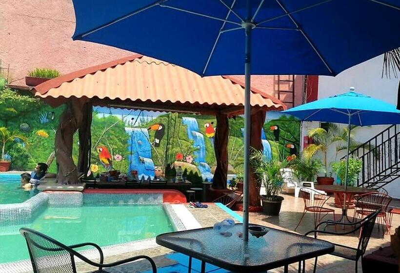 酒店 Suites Tropicana Ixtapa