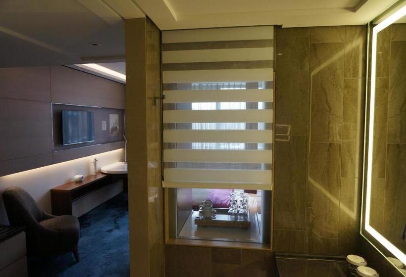 Tangla Hotel Brussels