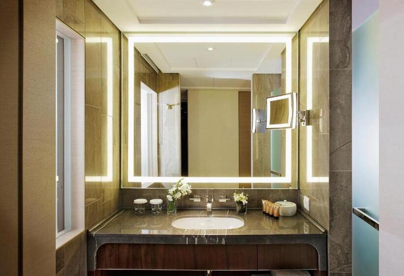 Tangla Hotel Brussels