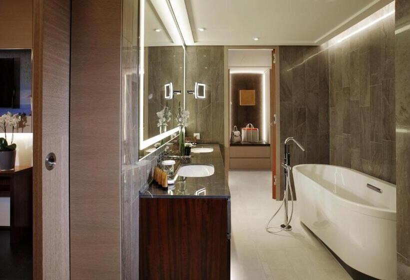 Tangla Hotel Brussels