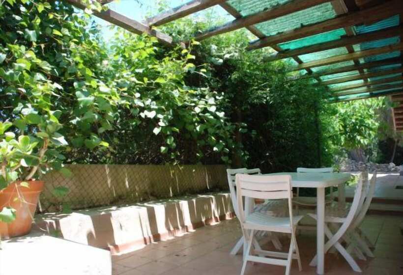 Отель Agriturismo Terrauzza Sul Mare