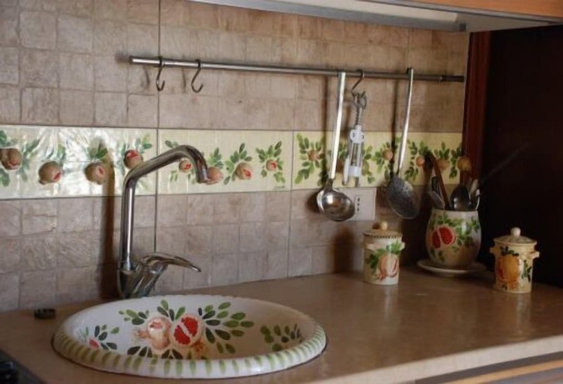 Отель Agriturismo Terrauzza Sul Mare