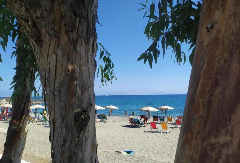 Отель Testa Di Monaco Natural Beach