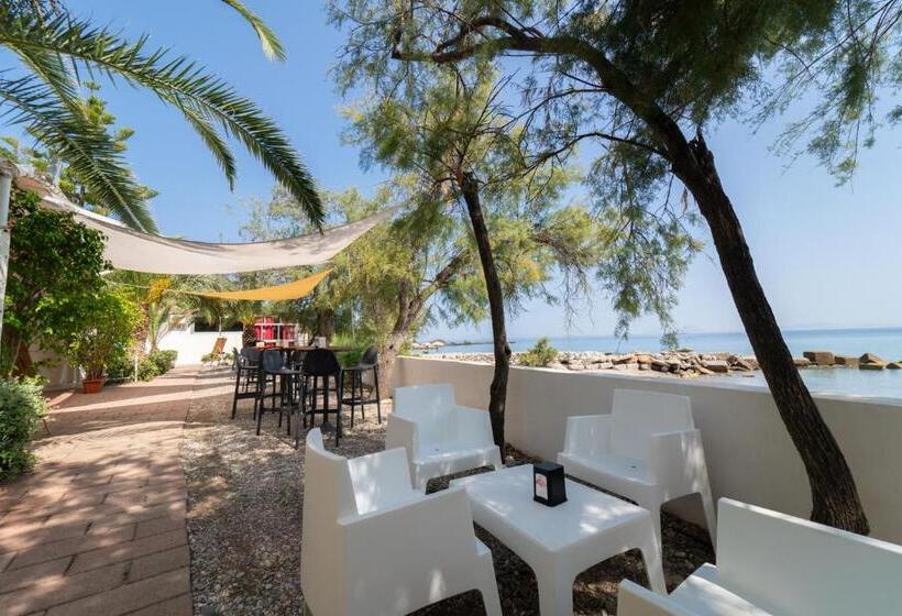 Отель Testa Di Monaco Natural Beach