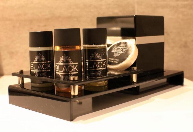 בית מלון כפרי The Black