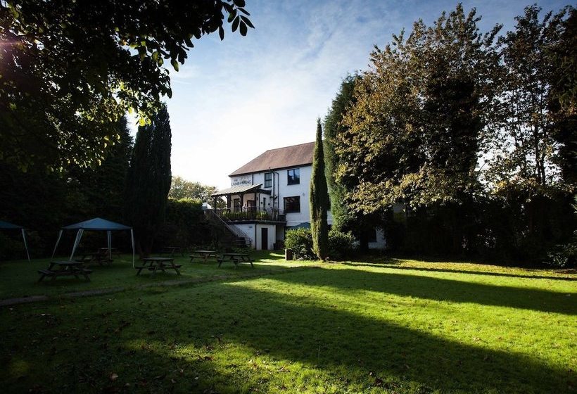 Отель The Lamb And Flag