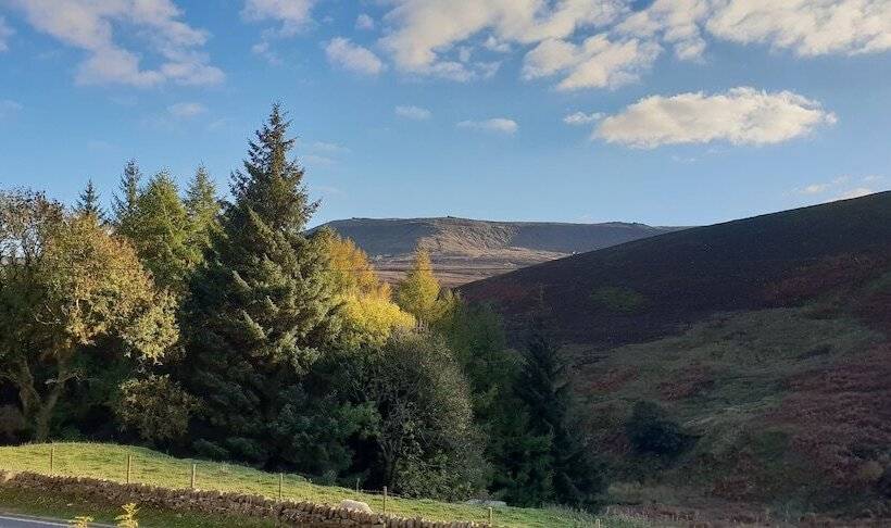 酒店 The Snake Pass Inn