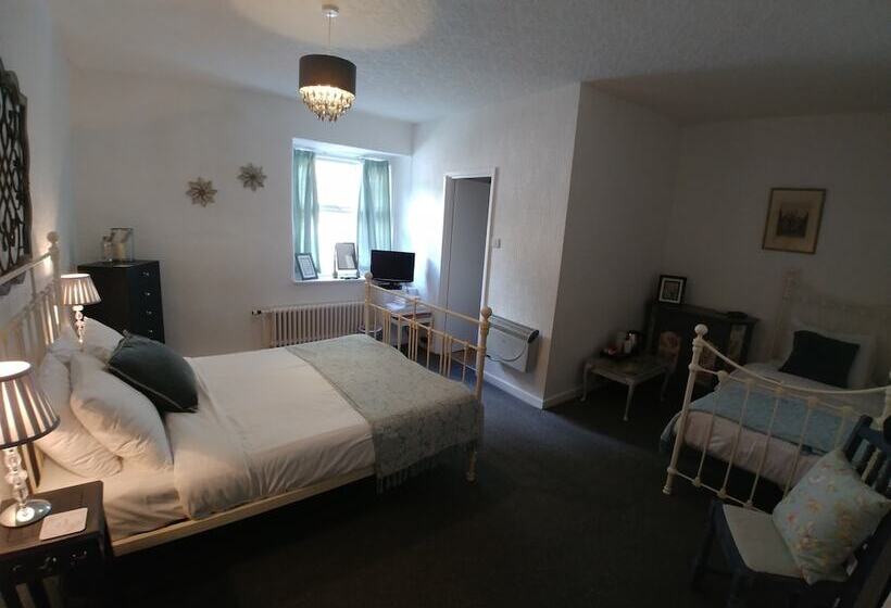 酒店 The Snake Pass Inn