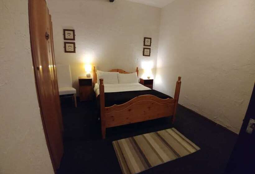 酒店 The Snake Pass Inn