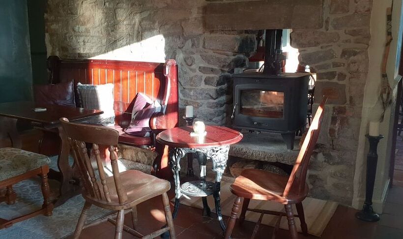 酒店 The Snake Pass Inn