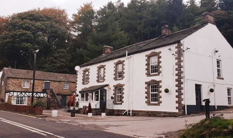 酒店 The Snake Pass Inn