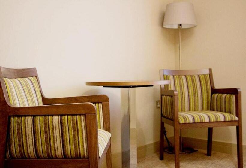 בית מלון כפרי The White Hart