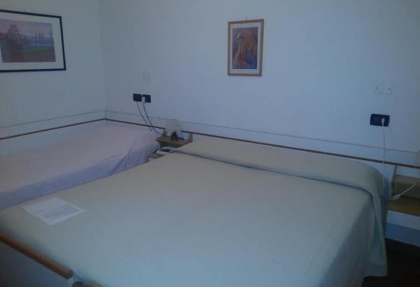 Отель Villa Delle Fonti