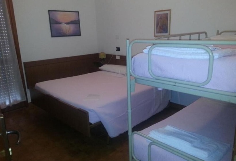 호텔 Villa Delle Fonti