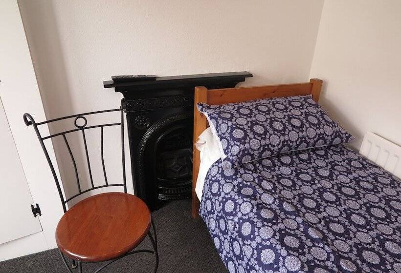 פנסיון Boaters Guesthouse