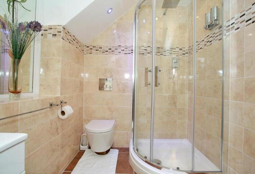 펜션 Citihouse Aberdeen West End