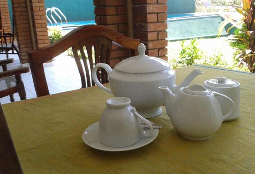 ペンション Little Paradise