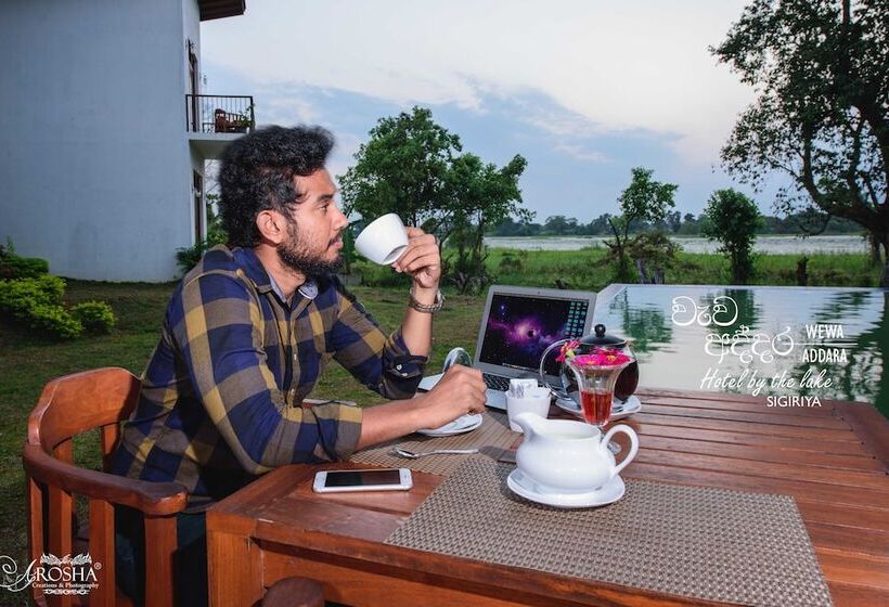 ペンション Sigiriya Wewa Addara Hotel Hotel By The Lake