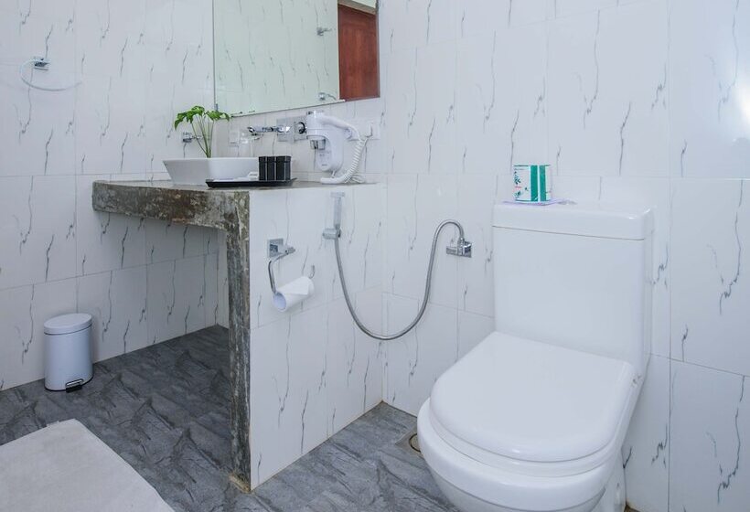 ペンション Sigiriya Wewa Addara Hotel Hotel By The Lake