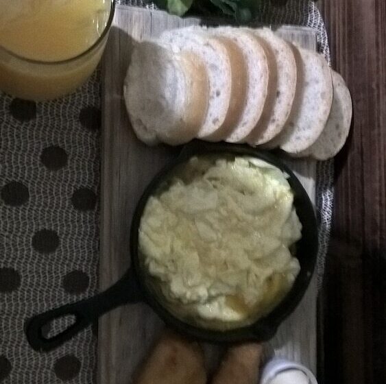 Пансион The Red Hut Inn