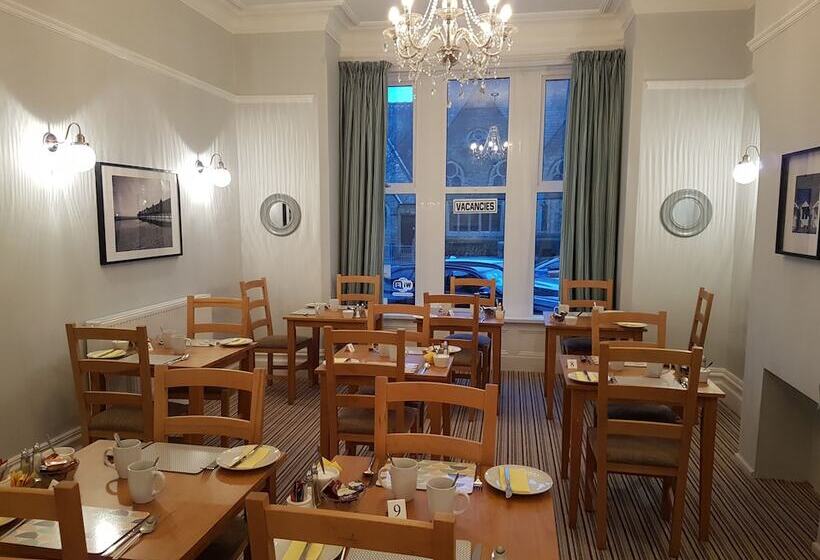 פנסיון The Sea Croft Bed Breakfast & Bar St Annes