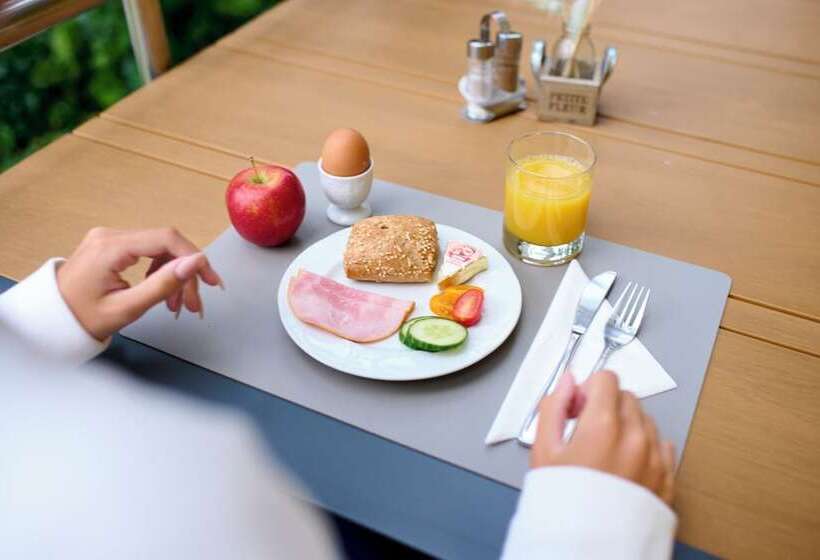 Pension   Ferienwohnungen Zollner