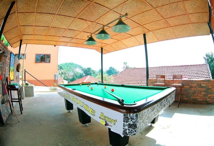 Phong Nha Lake House Resort