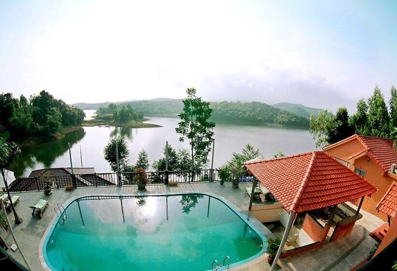 Phong Nha Lake House Resort