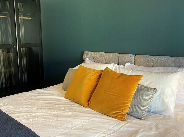 Raby Street Apartment