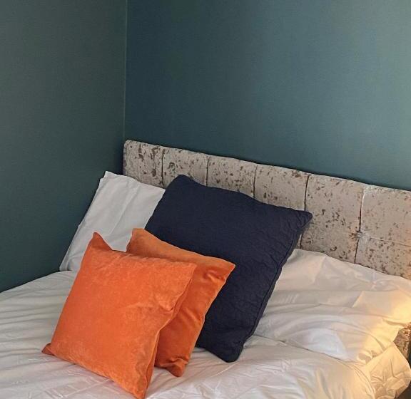 Raby Street Apartment