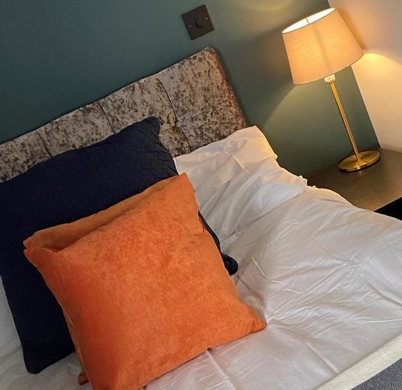 Raby Street Apartment