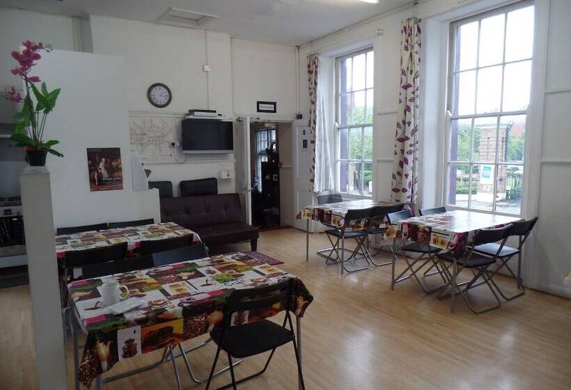 Rma Accommodation Hostel