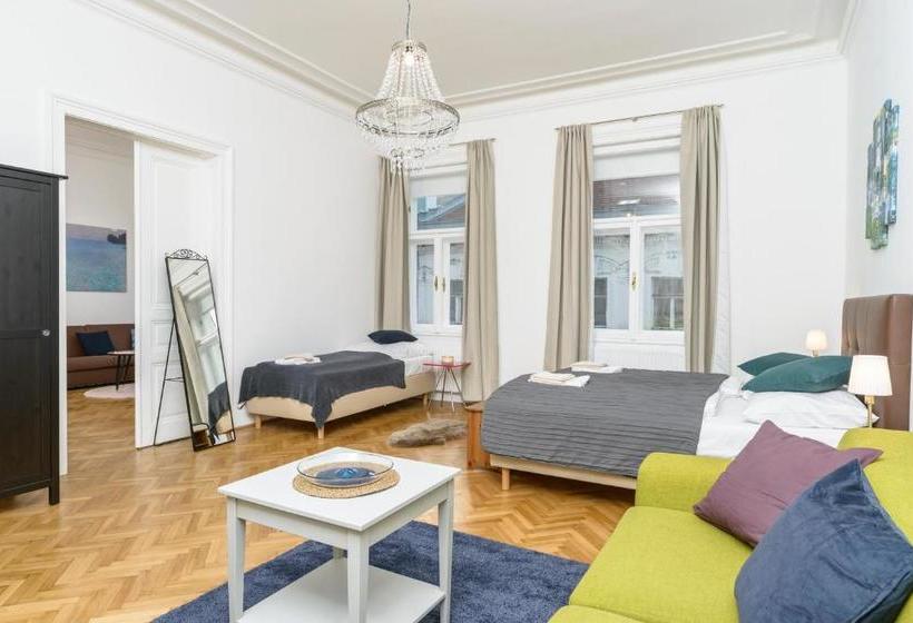 Senator Suite Stephansplatz By Welcome2vienna