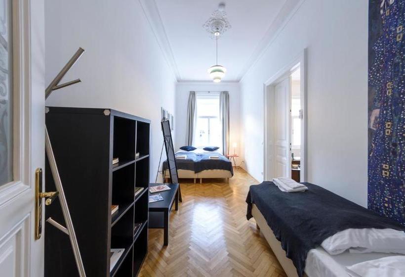 Senator Suite Stephansplatz By Welcome2vienna