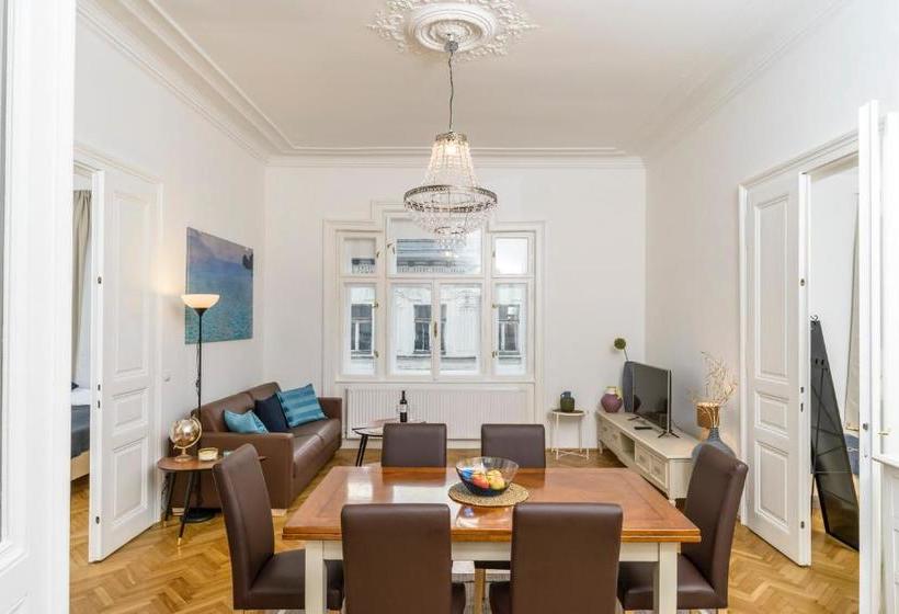 Senator Suite Stephansplatz By Welcome2vienna