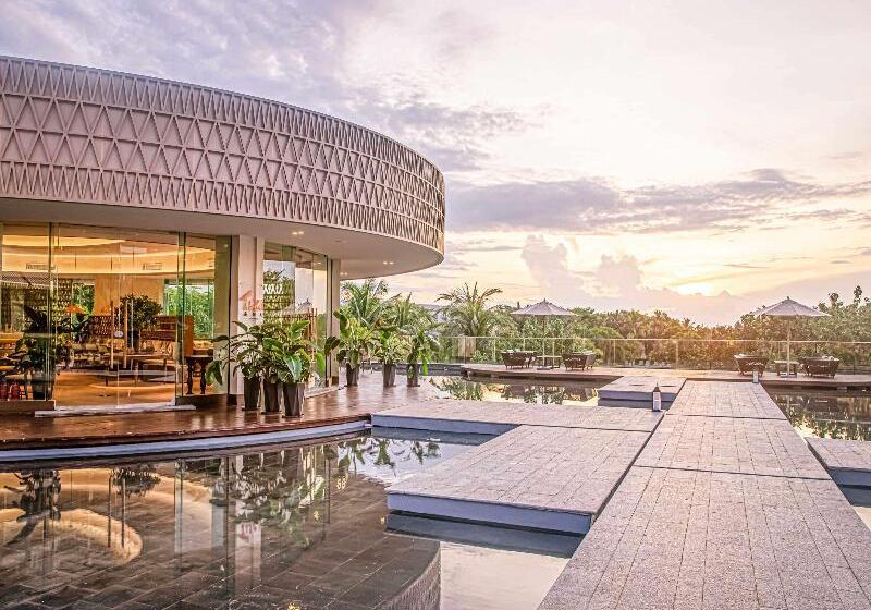 Sofitel Sanya Leeman Resort