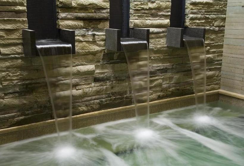 Villa Montane By East West Hospitality